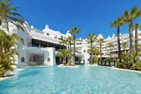 H10 Estepona Palace 5